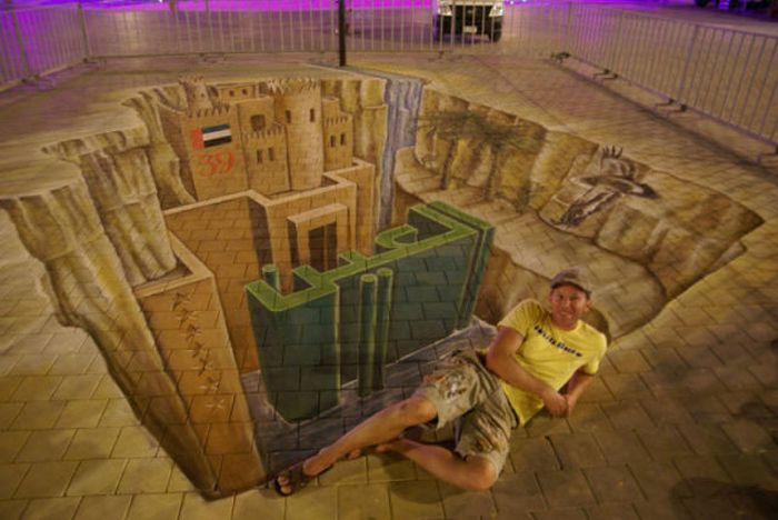 Three-Dimensional Street Paintings (42 pics)