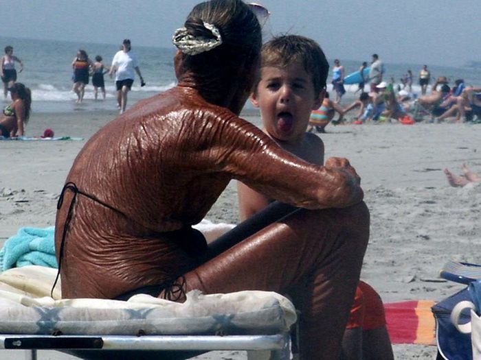 Reasons To Hate The Beach (43 pics)