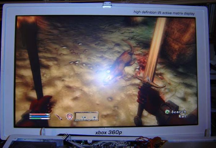 Xbox 360 Laptop (28 pics)