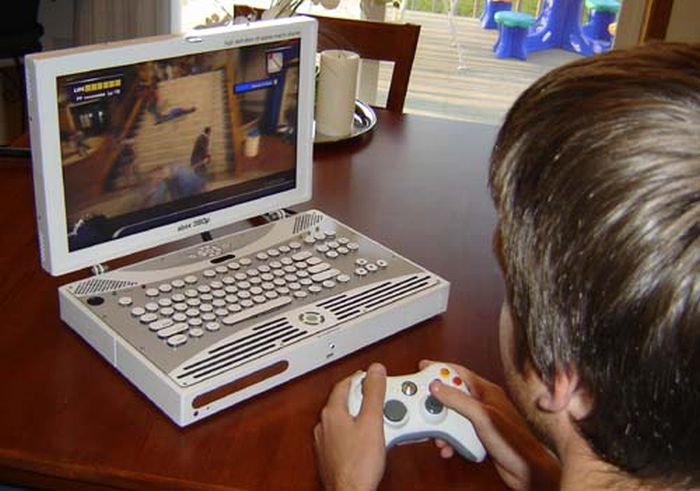 Xbox 360 Laptop (28 pics)