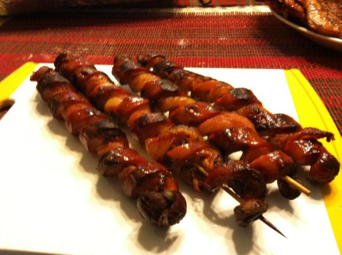 Bacon Spiral Hot Dogs (7 pics)