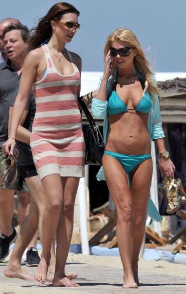 Celebrities Wearing Blue Bikini (51 pics)