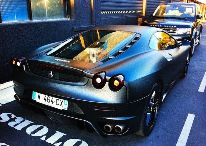 Ferrari F430 in Leather (7 pics)