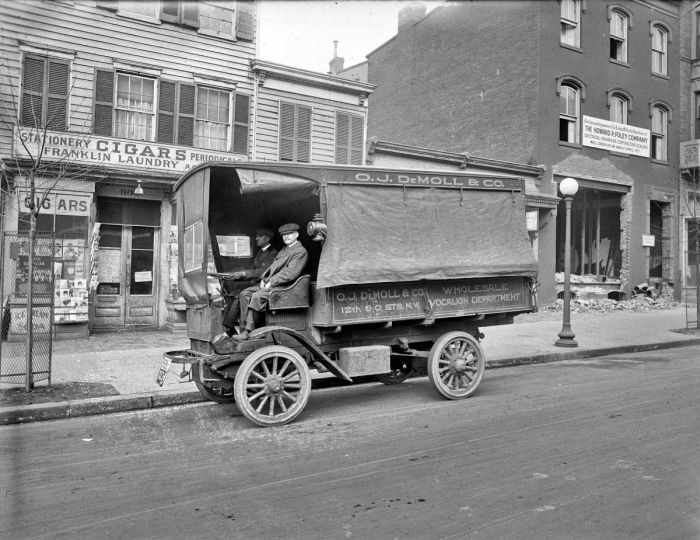 Cars of the Past (133 pics)