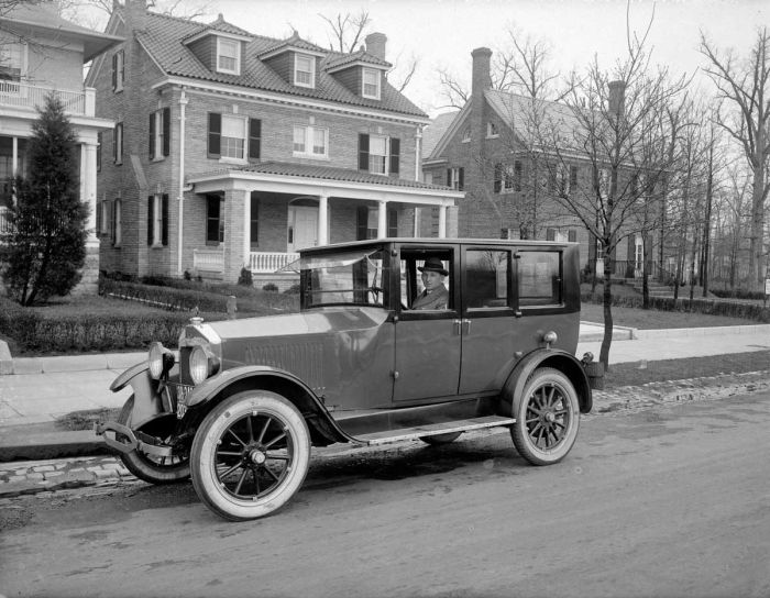 Cars of the Past (133 pics)