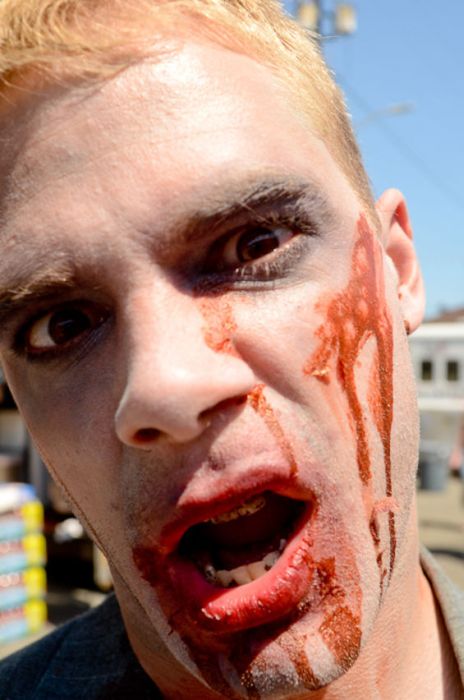 Seattle's Zombie World Record Attempt (28 pics)