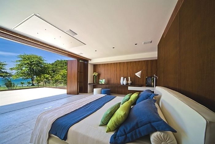 Beds with Awesome Views (36 pics)