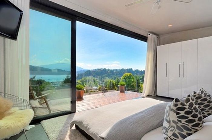 Beds with Awesome Views (36 pics)