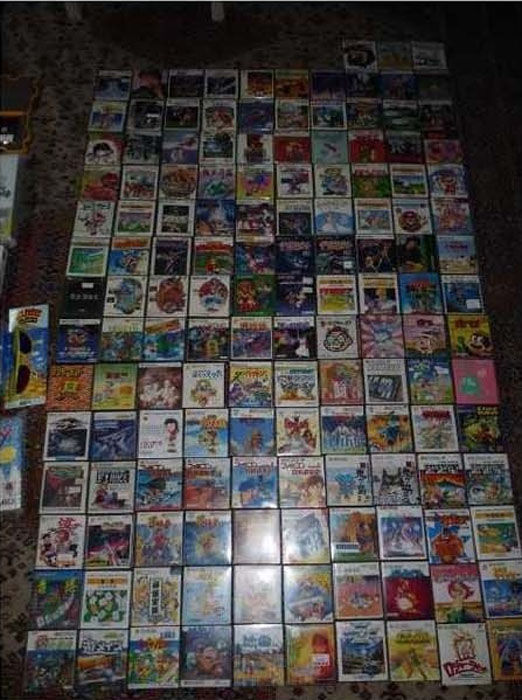 Giant Video Game Collection (13 pics)