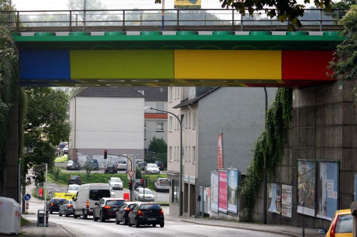 Lego Bridge in Germany (8 pics)