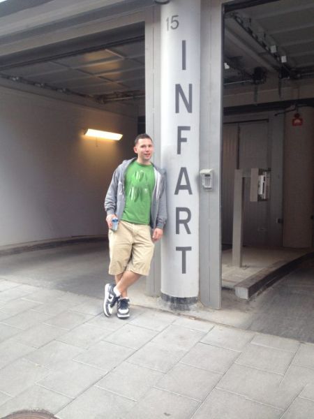 WTF Signs (35 pics)