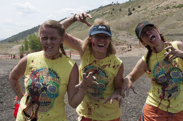 Run For Your Lives Zombie 5K (82 pics)