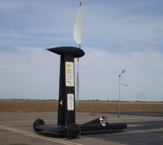 Wind-Powered Vehicle (3 pics)