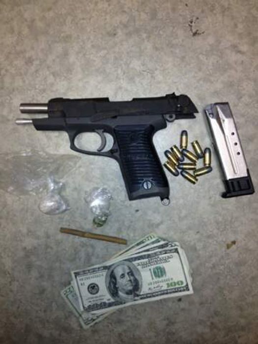 Ceased Guns, Drugs, and Money (33 pics)