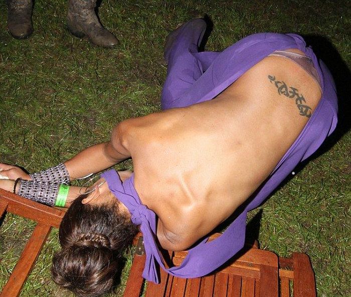 Drunk Layla Flaherty (6 pics)