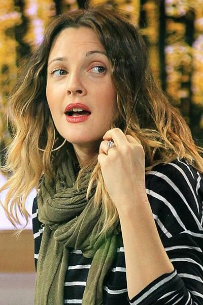 Rings of Celebrities (45 pics) Rings of Celebrities (45 pics)