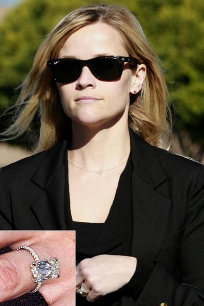 Rings of Celebrities (45 pics) Rings of Celebrities (45 pics)