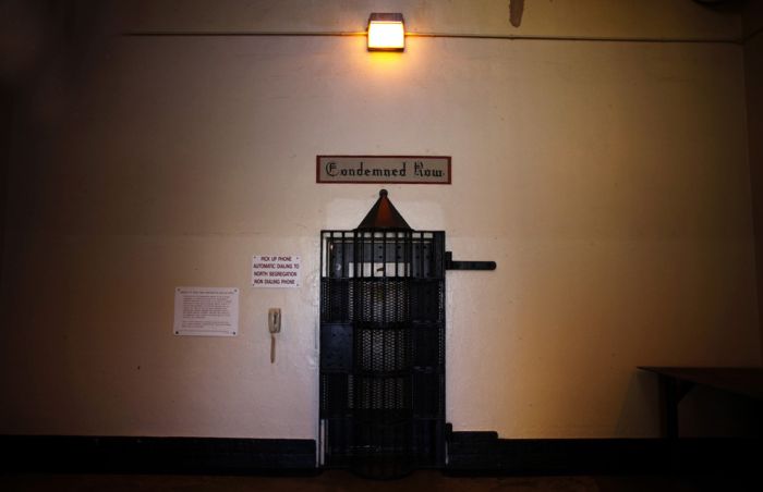 Inside San Quentin State Prison (27 pics)