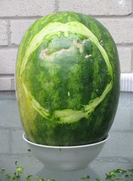 Smiling Watermelon (4 pics)