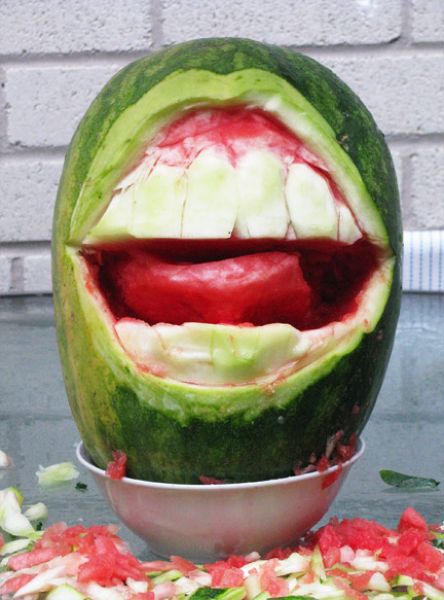 Smiling Watermelon (4 pics)