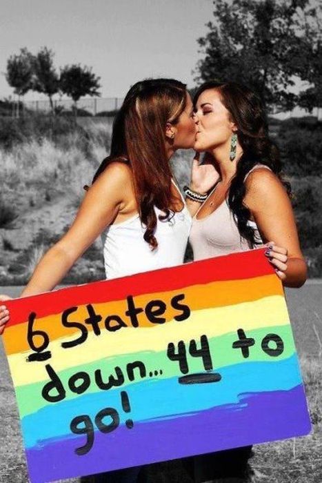 Acid Picdump (99 pics)
