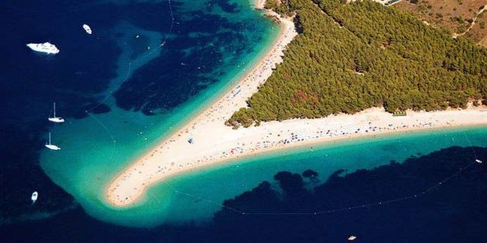 Zlatni Rat - Beautiful Beach in Croatia (6 pics)