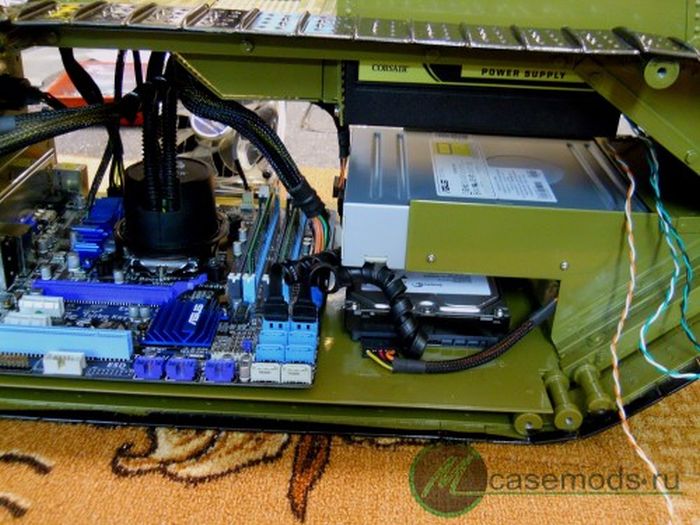 Tank PC Modding (111 pics)