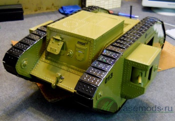 Tank PC Modding (111 pics)