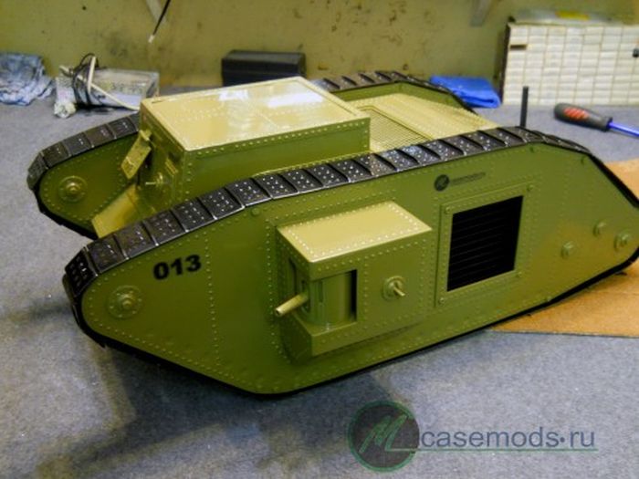 Tank PC Modding (111 pics)