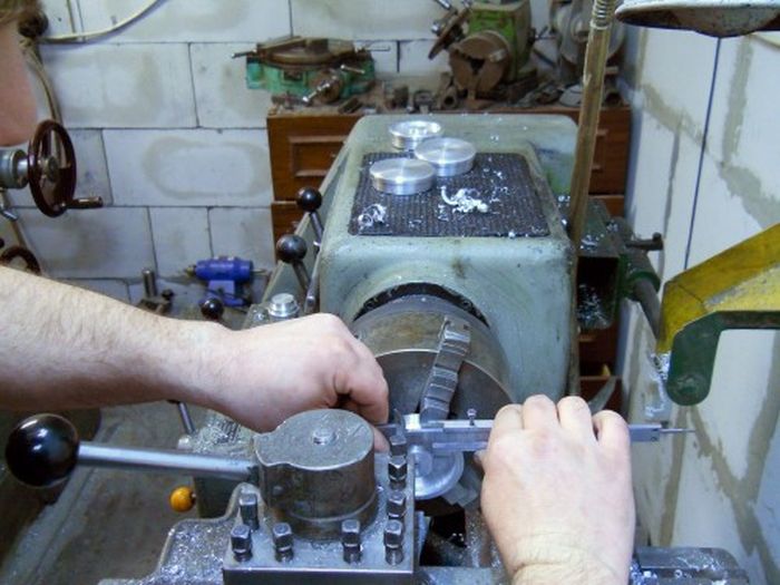 Tank PC Modding (111 pics)