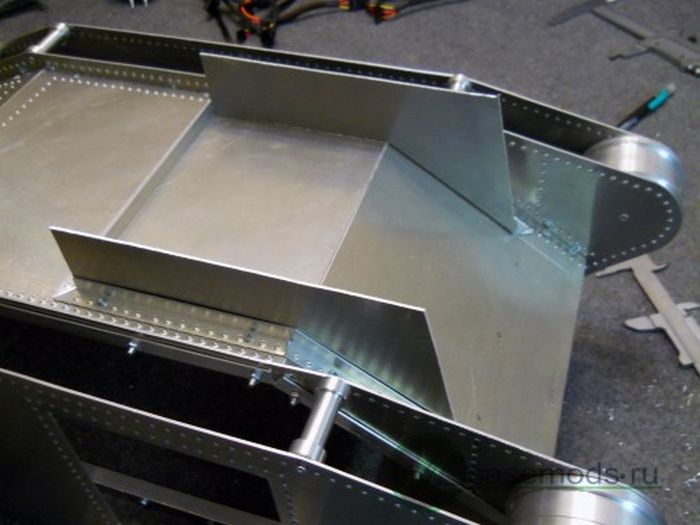 Tank PC Modding (111 pics)