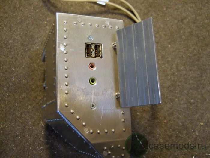 Tank PC Modding (111 pics)