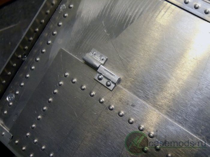 Tank PC Modding (111 pics)