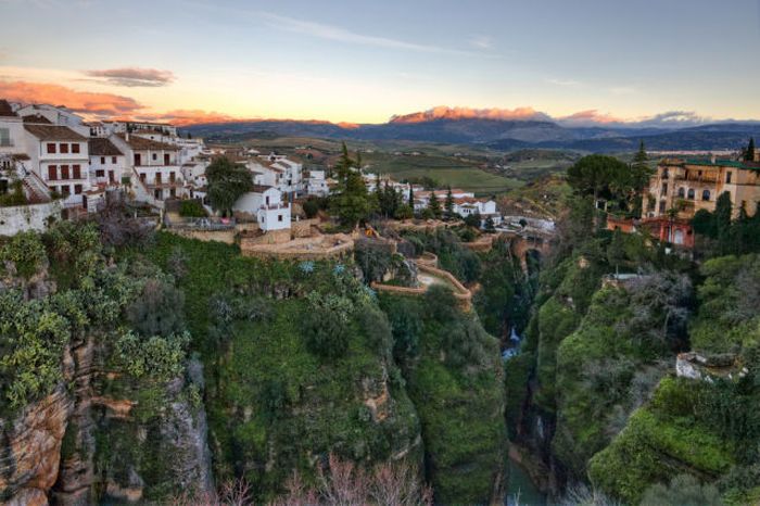 Mountain City of Ronda, Spain (10 pics)