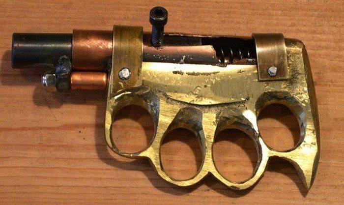 Self Made Weapons Used by Criminals (19 pics)
