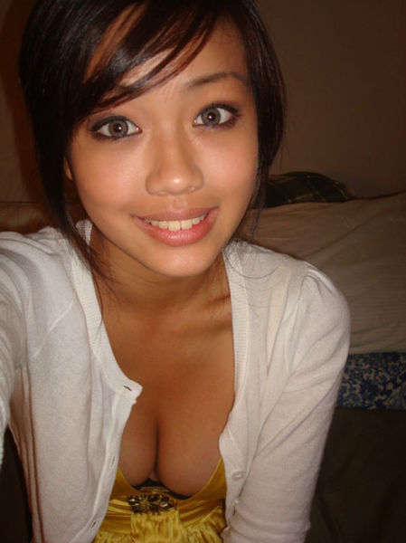 Cute and Sexy Asian Girls. Part 2 (72 pics)