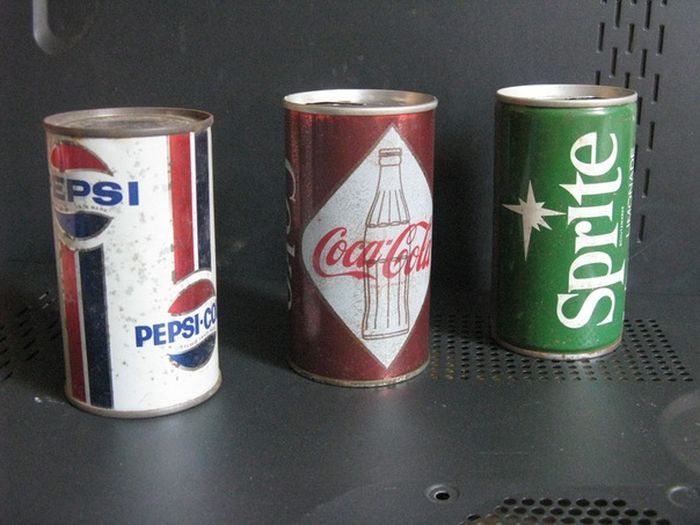 Collection of Cans from the 80s-90s (21 pics)