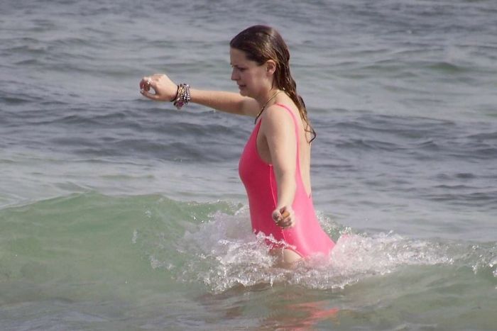 Mischa Barton in Pink Swimsuit (18 pics)