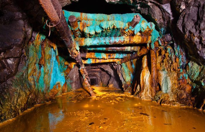 Abandoned Mines (38 pics)