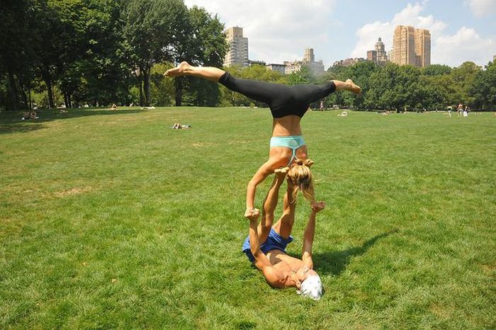Acroyoga, New Cool Sport Art (19 pics)