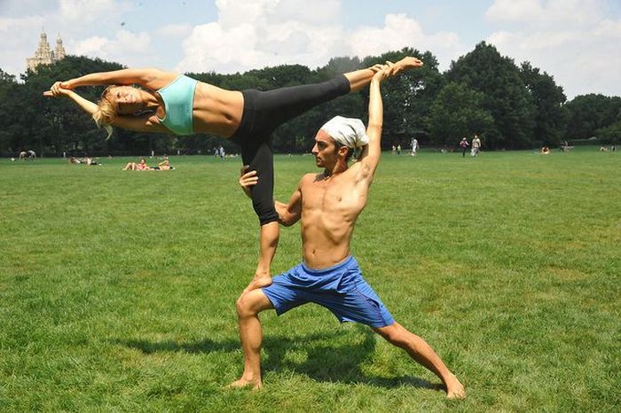 Acroyoga, New Cool Sport Art (19 pics)