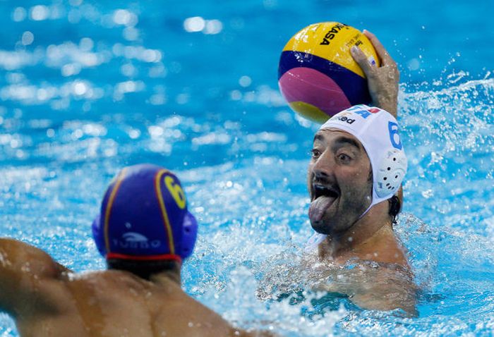 Funny and Painful Sport Moments (82 pics)