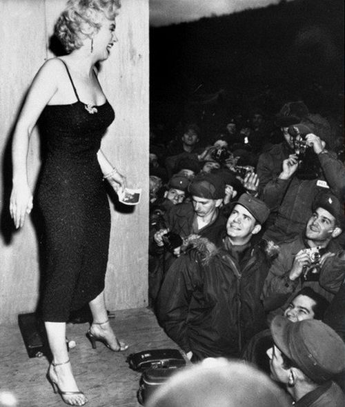 Marilyn Monroe Time Line (27 pics)
