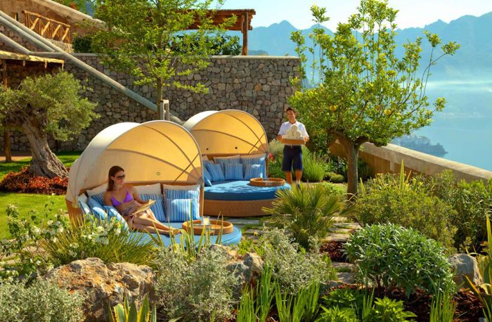 Monastero Santa Rosa Hotel in Italy (39 pics)