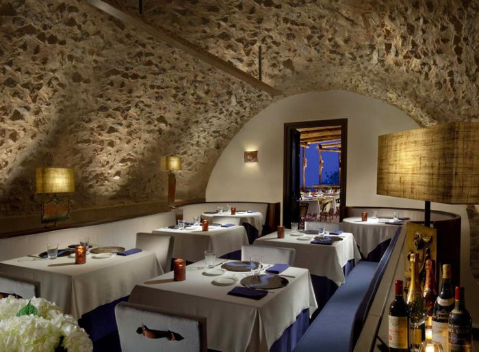Monastero Santa Rosa Hotel in Italy (39 pics)