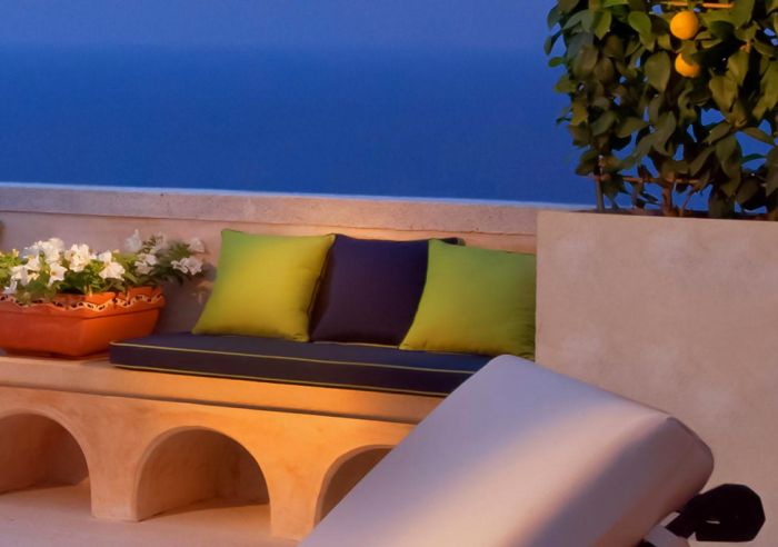 Monastero Santa Rosa Hotel in Italy (39 pics)