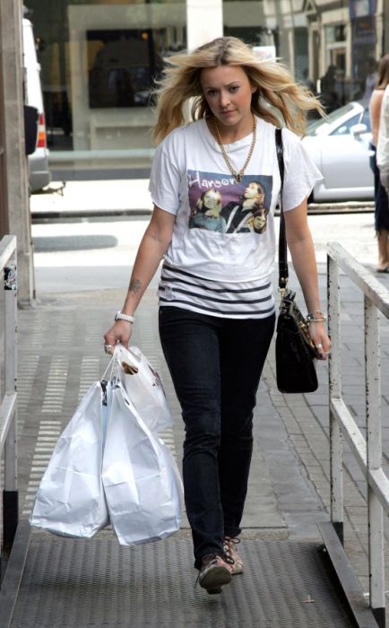 Celebrities Wearing Celebrity T-shirts (49 pics)