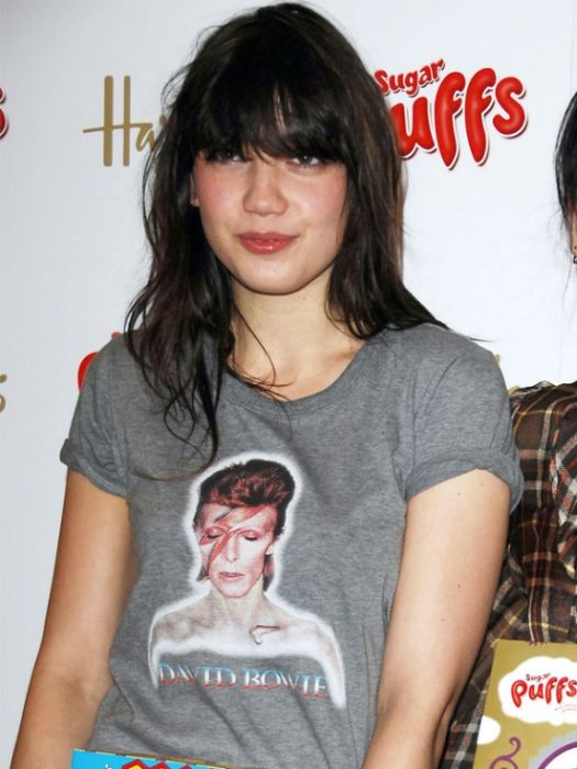 Celebrities Wearing Celebrity T-shirts (49 pics)