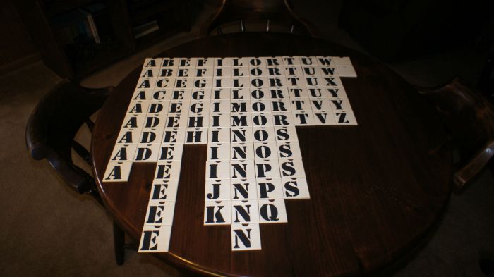 Giant Scrabble Board (45 pics)