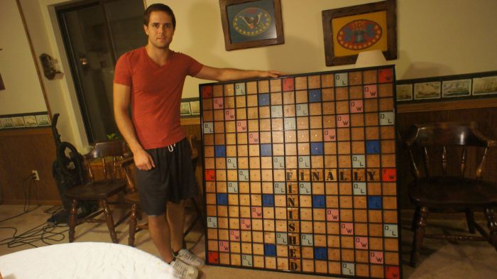 Giant Scrabble Board (45 pics)